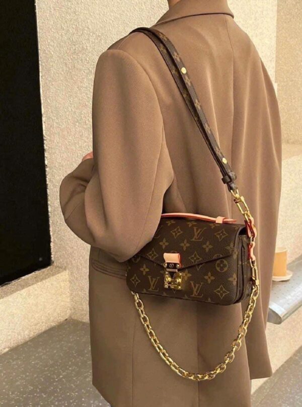 Túi xách Louis Vuitton